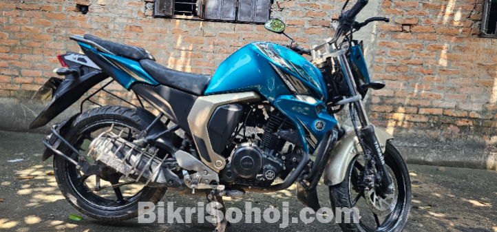 Yamaha FZ-S V2. 2018